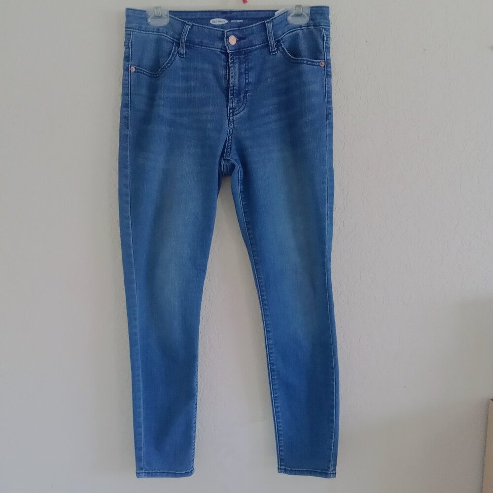 OLD NAVY SUPER SKINNY JEANS MID RISE